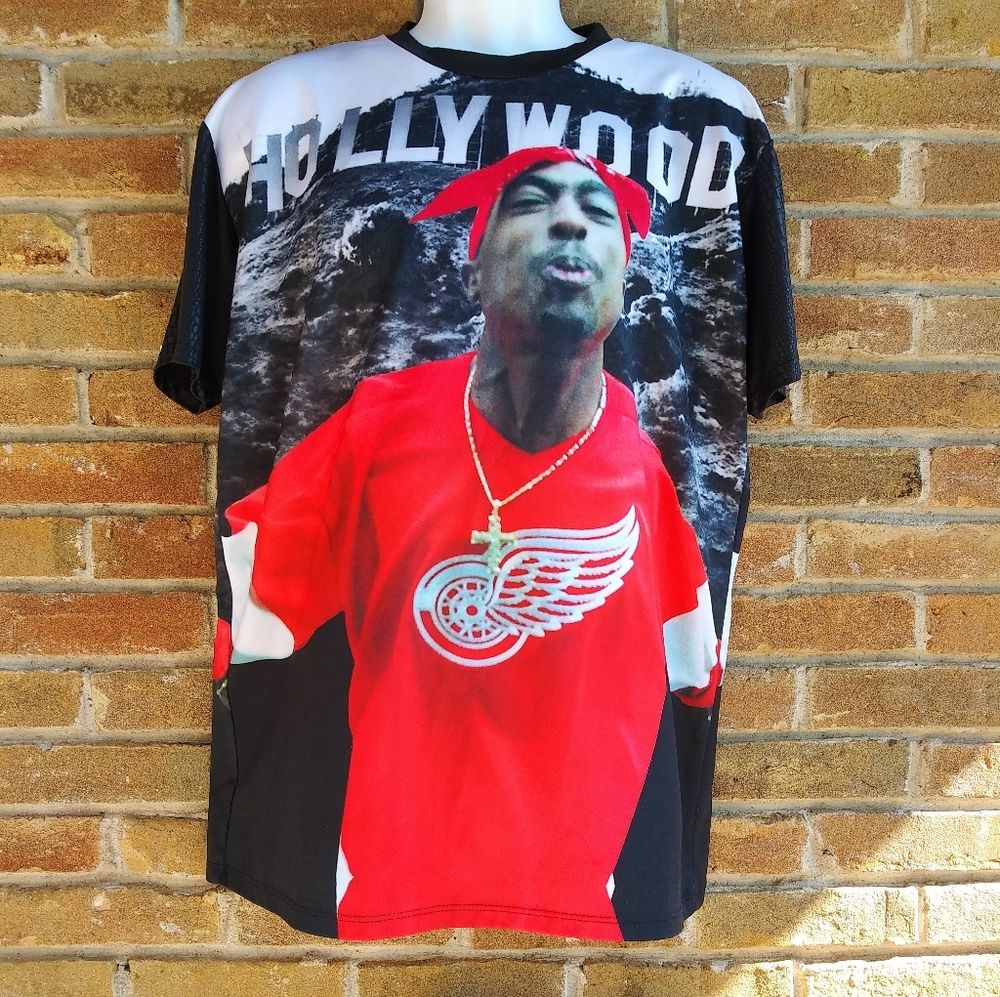 Retro Tupac shirt
